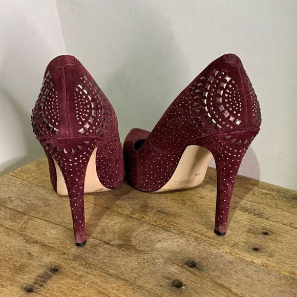 BCBGeneration studded party pumps maroon high heels glam runway - Picture 5 of 11